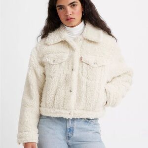 Levi's Cream Teddy Jacket Cropped Sherpa NWOT